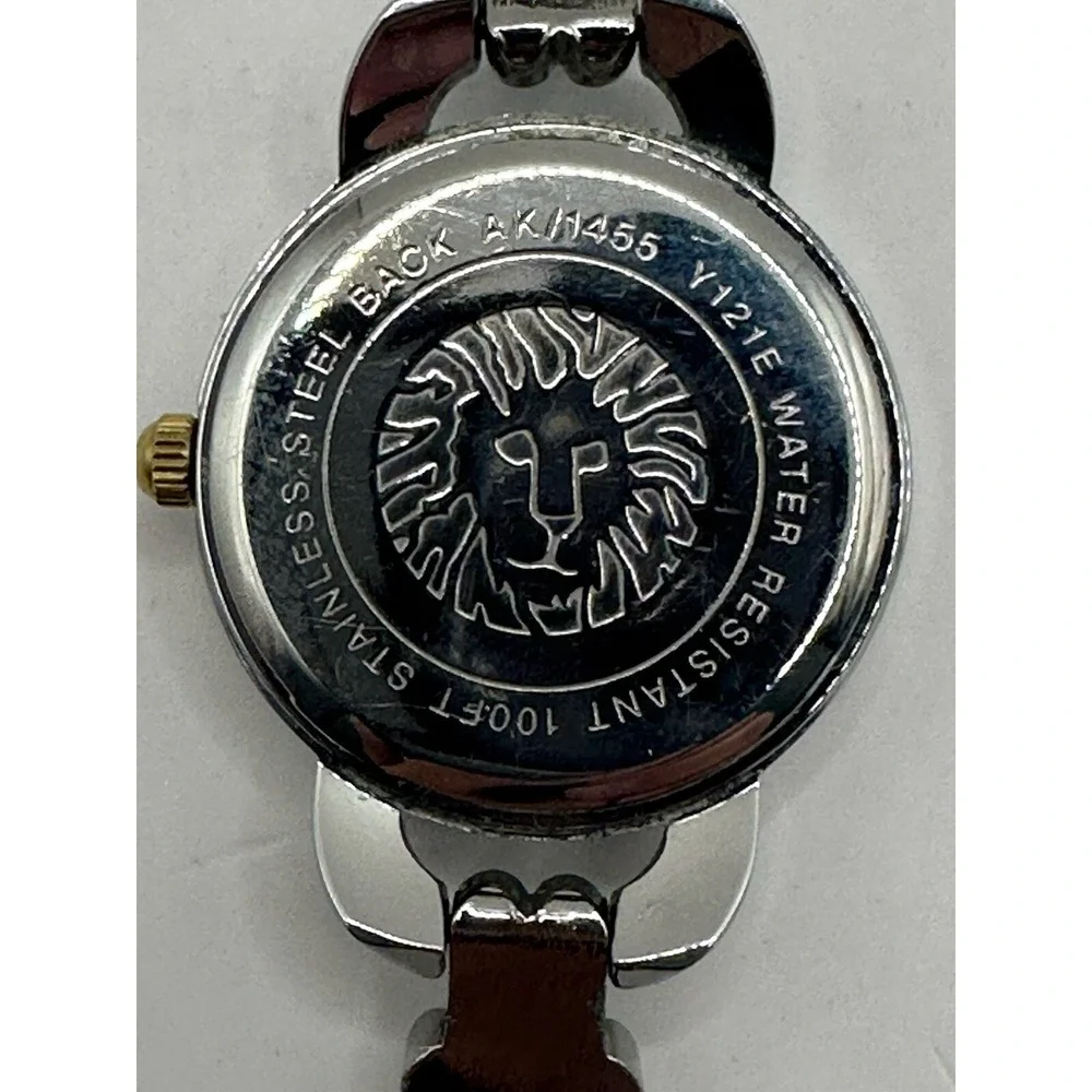 Anne Klein it has